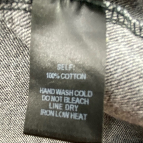 Lulus black faded denim button front flare mini skirt, M - Picture 4 of 9